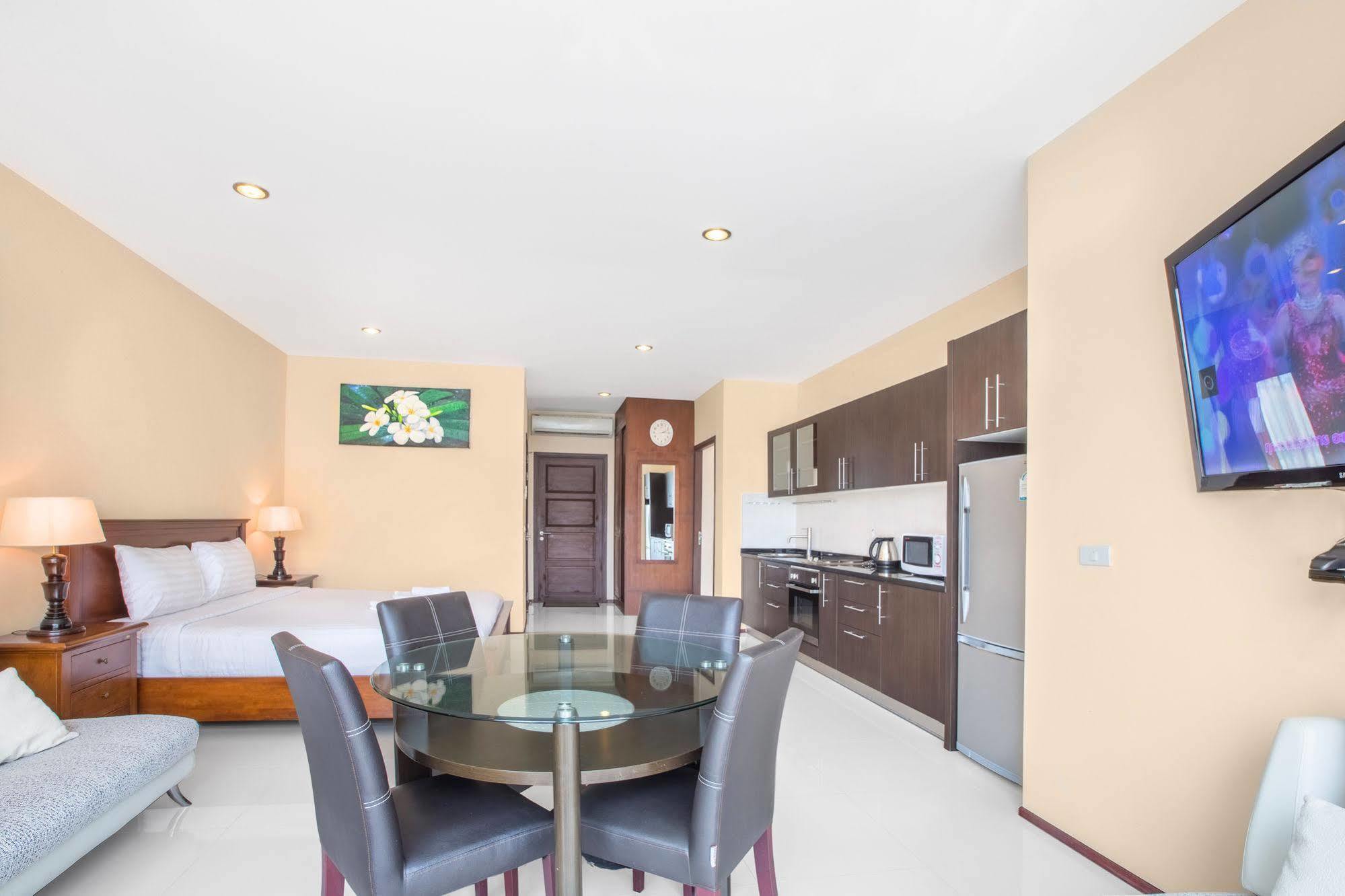 Avanta Condominium Menam-part Kültér fotó