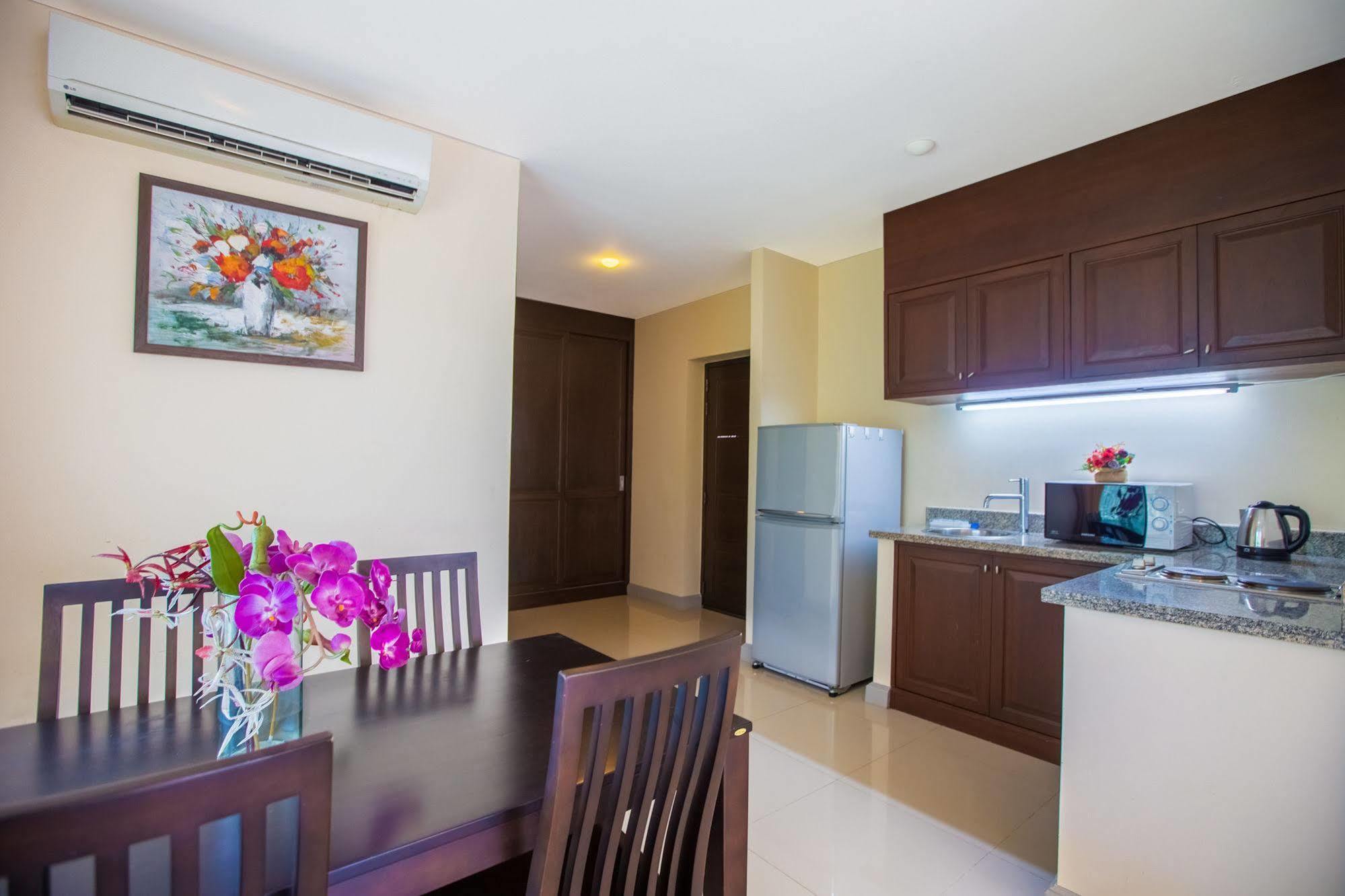 Avanta Condominium Menam-part Kültér fotó