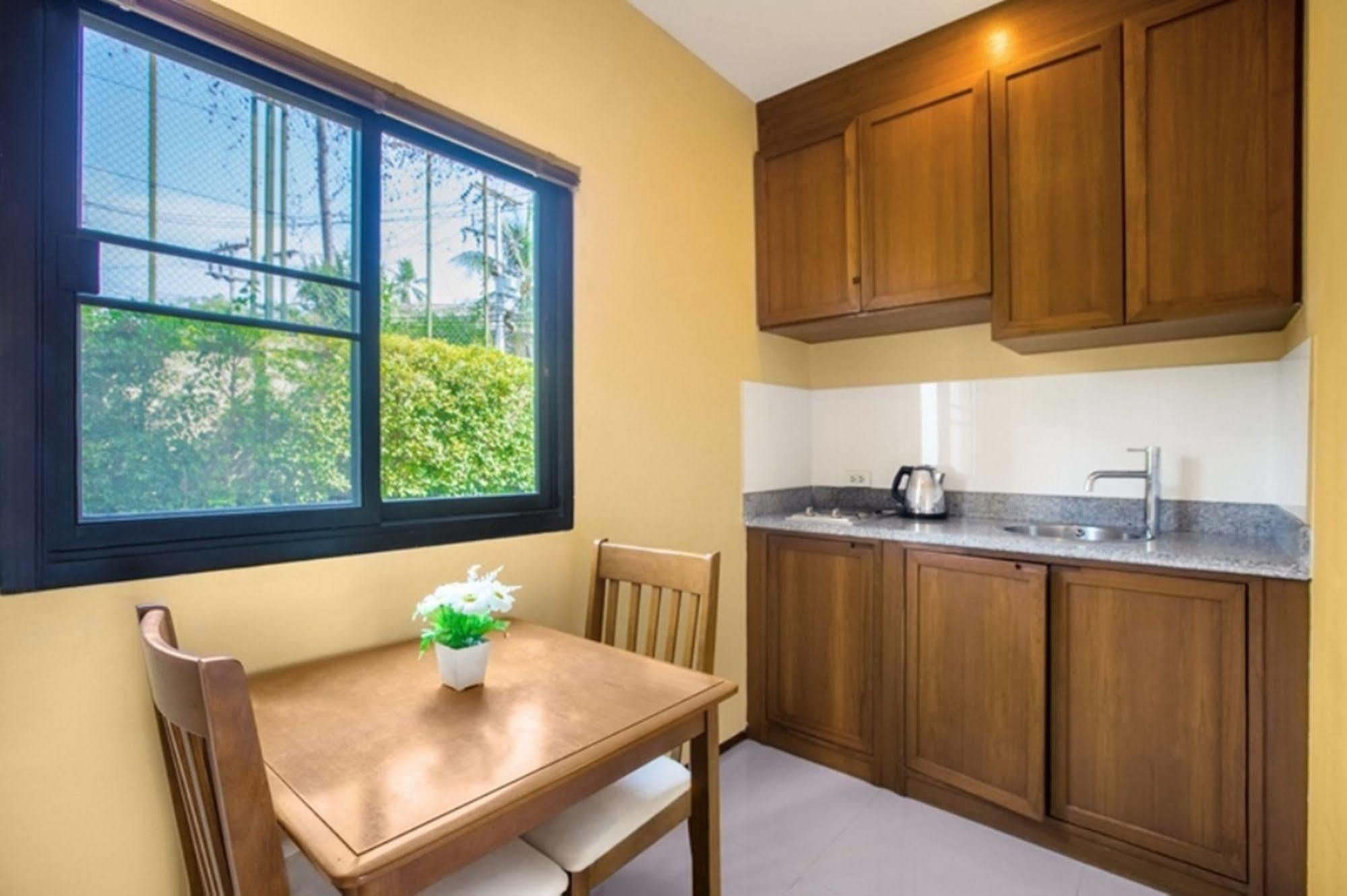 Avanta Condominium Menam-part Kültér fotó